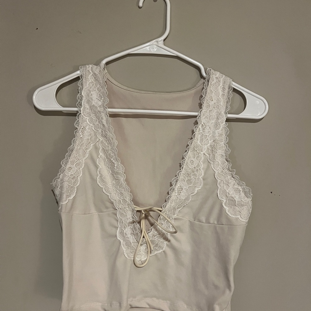 Forever 21 Cream Lace Trim Tank Top